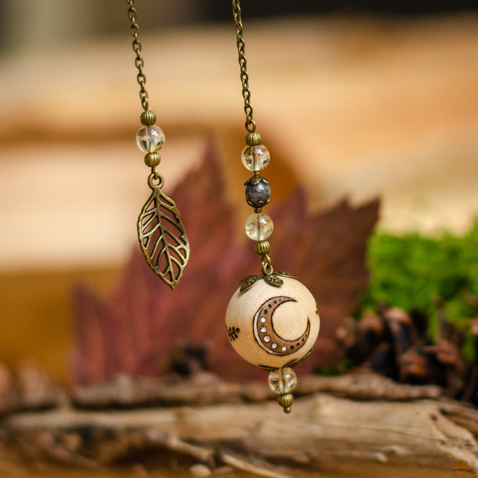 Nocturnal Secret - Wooden Pendulum